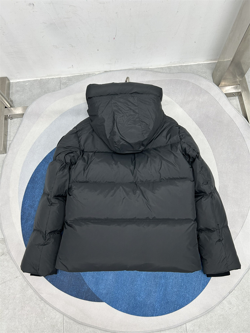 Canada Goose 캐나다구스 Crofton 크로프톤 푸퍼 자켓 레플리카 17번 이미지 - 의류 | 세미샵 레플리카 사이트