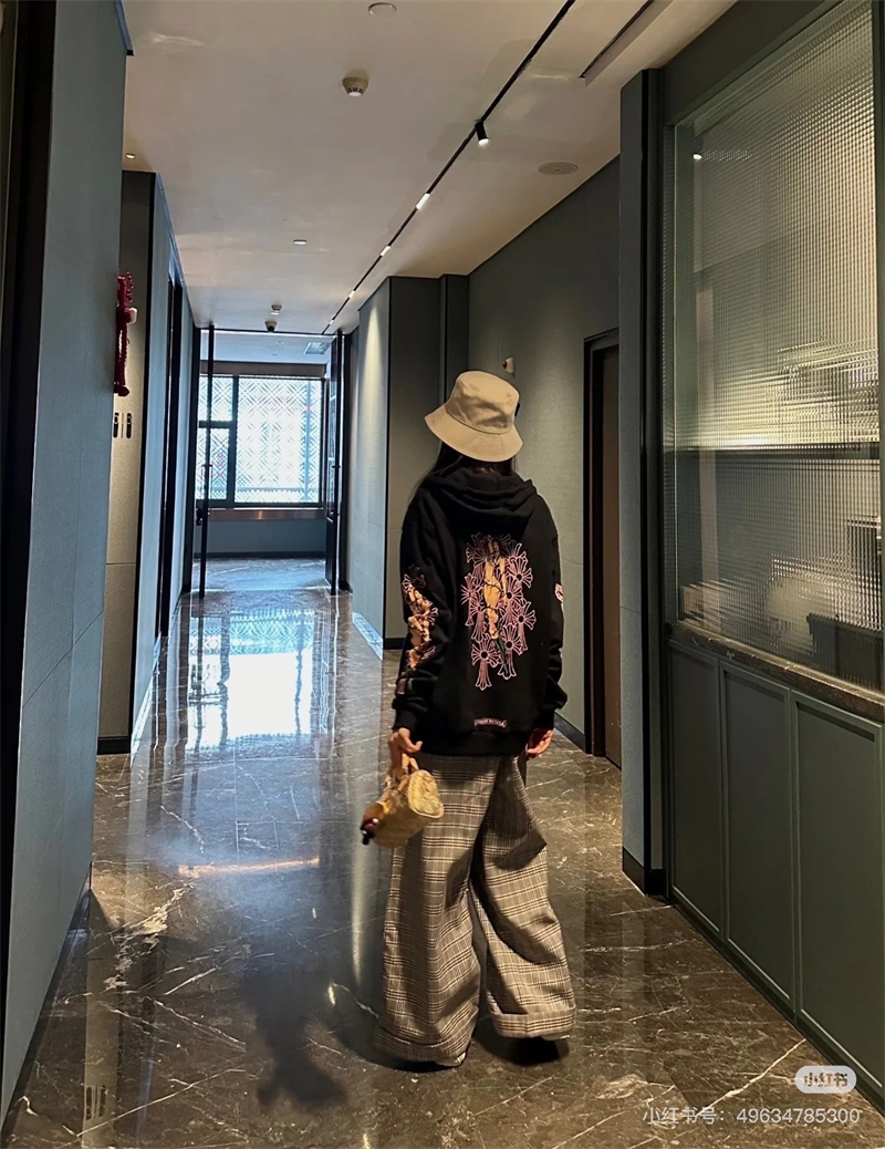 Chrome Hearts 크롬하츠 데들리 돌 후드 레플리카 2번 이미지 - 의류 | 세미샵 레플리카 사이트