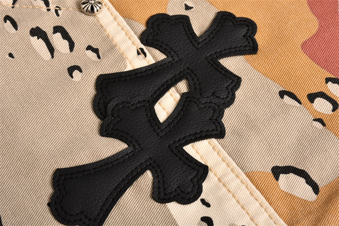 Chrome Hearts 크롬하츠 매티 보이 섹스 레코드 카펜터 숏 팬츠 우드랜드 카모 레플리카 21번 이미지 - 의류 | 세미샵 레플리카 사이트