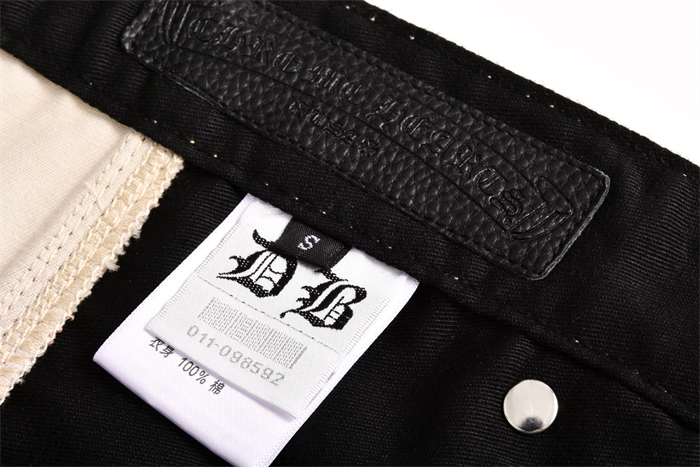 Chrome Hearts 크롬하츠 매티 보이 섹스 레코드 카펜터 숏 팬츠 우드랜드 카모 레플리카 25번 이미지 - 의류 | 세미샵 레플리카 사이트