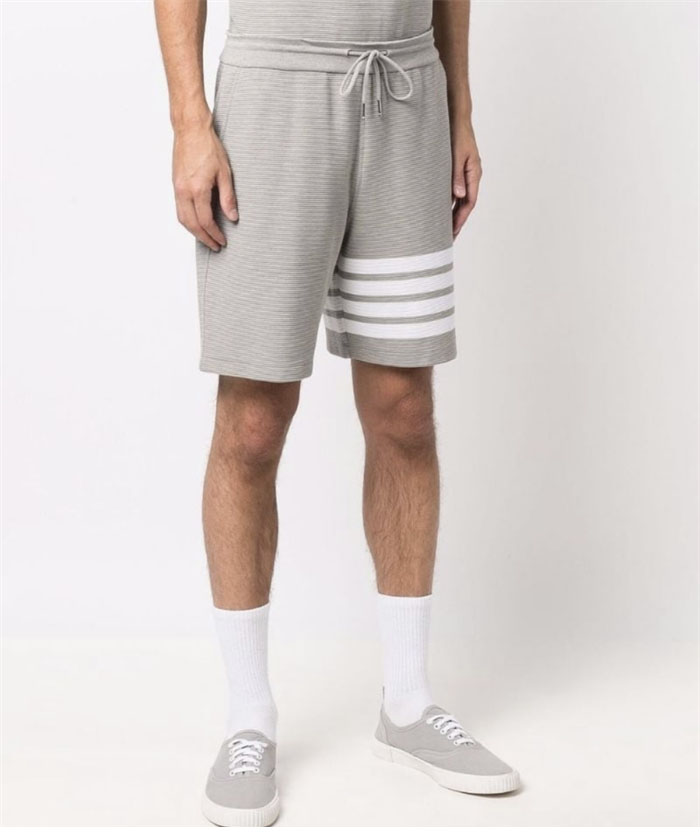 Thom Browne 톰브라운 사선완장 와플 반팔 폴로 셔츠&스웨트 반바지 레플리카 3번 이미지 - 의류 | 세미샵 레플리카 사이트