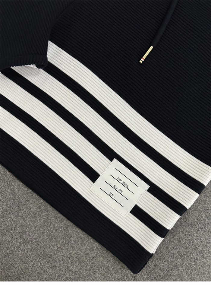 Thom Browne 톰브라운 사선완장 와플 반팔 폴로 셔츠&스웨트 반바지 레플리카 5번 이미지 - 의류 | 세미샵 레플리카 사이트