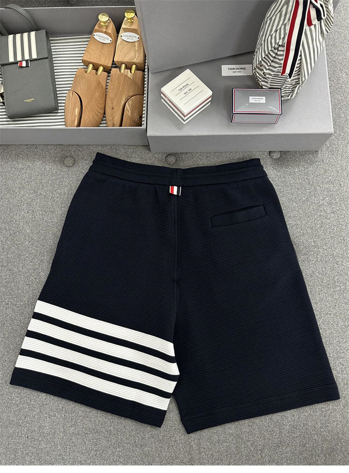 Thom Browne 톰브라운 사선완장 와플 반팔 폴로 셔츠&스웨트 반바지 레플리카 7번 이미지 - 의류 | 세미샵 레플리카 사이트