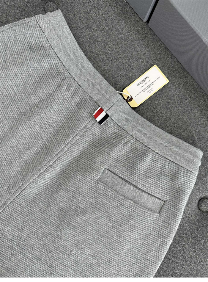 Thom Browne 톰브라운 사선완장 와플 반팔 폴로 셔츠&스웨트 반바지 레플리카 24번 이미지 - 의류 | 세미샵 레플리카 사이트