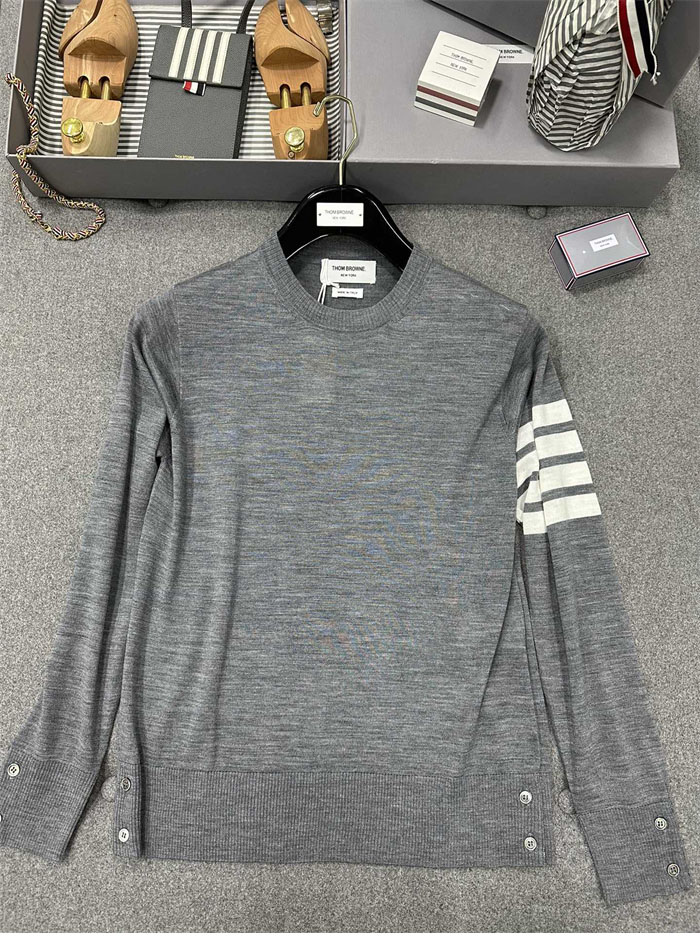 Thom Browne 톰브라운 사선완장 클래식 울 니트 스웨터 레플리카 8번 이미지 - 의류 | 세미샵 레플리카 사이트