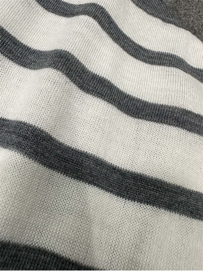 Thom Browne 톰브라운 사선완장 클래식 울 니트 스웨터 레플리카 14번 이미지 - 의류 | 세미샵 레플리카 사이트