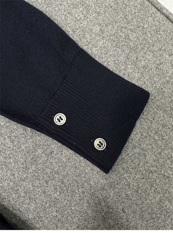 Thom Browne 톰브라운 사선완장 클래식 울 니트 스웨터 레플리카 23번 이미지 - 의류 | 세미샵 레플리카 사이트