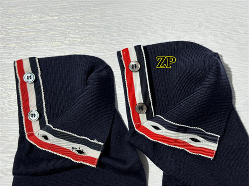 Thom Browne 톰브라운 사선완장 4-Bar 니트 스웨터 레플리카 20번 이미지 - 의류 | 세미샵 레플리카 사이트