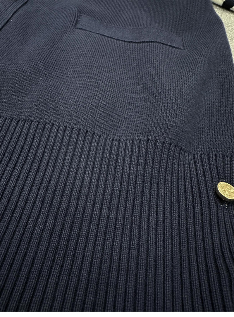 Thom Browne 톰브라운 사선완장 4-Bar 밀라노 스티치 클래식 가디건 레플리카 13번 이미지 - 의류 | 세미샵 레플리카 사이트