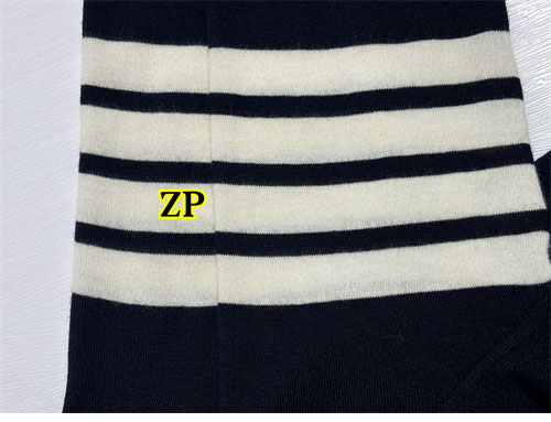 Thom Browne 톰브라운 사선완장 4-Bar 여성용 울 가디건 레플리카 11번 이미지 - 의류 | 세미샵 레플리카 사이트