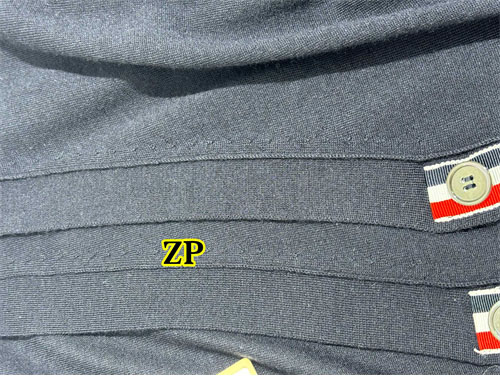 Thom Browne 톰브라운 사선완장 4-Bar 여성용 울 가디건 레플리카 14번 이미지 - 의류 | 세미샵 레플리카 사이트