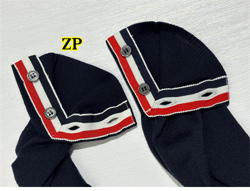 Thom Browne 톰브라운 사선완장 4-Bar 여성용 울 가디건 레플리카 21번 이미지 - 의류 | 세미샵 레플리카 사이트