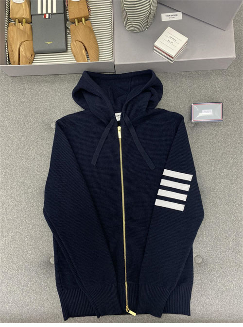 Thom Browne 톰브라운 사선완장 4-Bar 와플 후드 집업 레플리카 6번 이미지 - 의류 | 세미샵 레플리카 사이트