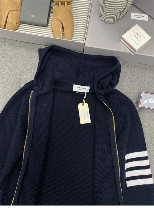 Thom Browne 톰브라운 사선완장 4-Bar 와플 후드 집업 레플리카 10번 이미지 - 의류 | 세미샵 레플리카 사이트