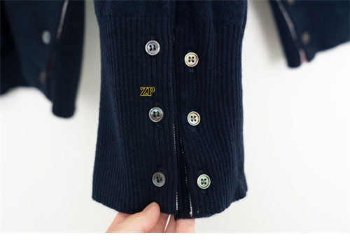 Thom Browne 톰브라운 사선완장 4-Bar 캐시미어 크롭 가디건 레플리카 19번 이미지 - 의류 | 세미샵 레플리카 사이트