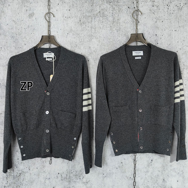 Thom Browne 톰브라운 사선완장 4-Bar 캐시미어 크롭 가디건 레플리카 1번 이미지 - 의류 | 세미샵 레플리카 사이트