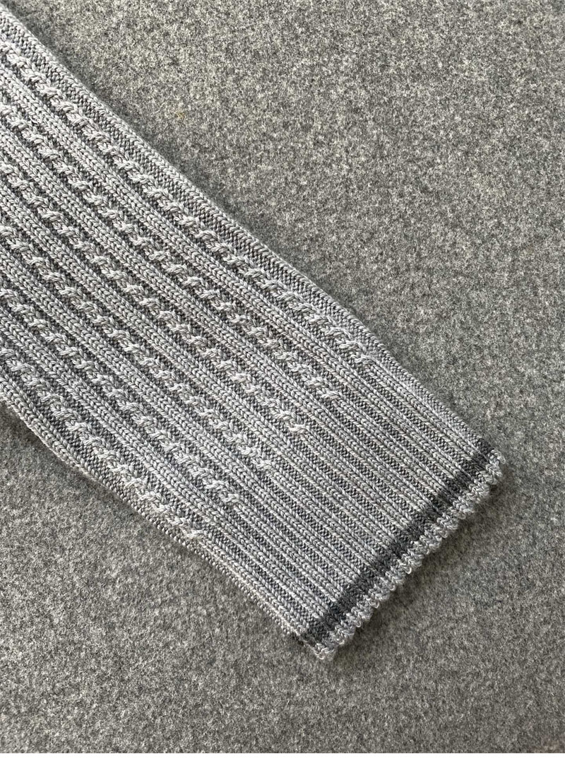 Thom Browne 톰브라운 사선완장 4-Bar 케이블 크롭 가디건 레플리카 20번 이미지 - 의류 | 세미샵 레플리카 사이트