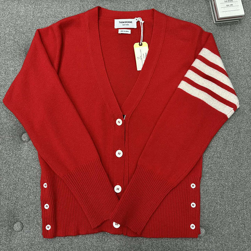 Thom Browne 톰브라운 사선완장 4-Bar 크롭 캐시미어 가디건 [터보] 레플리카 1번 이미지 - 의류 | 세미샵 레플리카 사이트