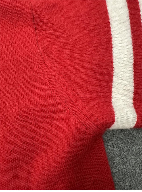 Thom Browne 톰브라운 사선완장 4-Bar 크롭 캐시미어 가디건 [터보] 레플리카 16번 이미지 - 의류 | 세미샵 레플리카 사이트