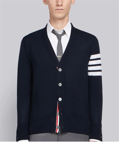 Thom Browne 톰브라운 사선완장 4-Bar 클래식 가디건 레플리카 20번 이미지 - 의류 | 세미샵 레플리카 사이트