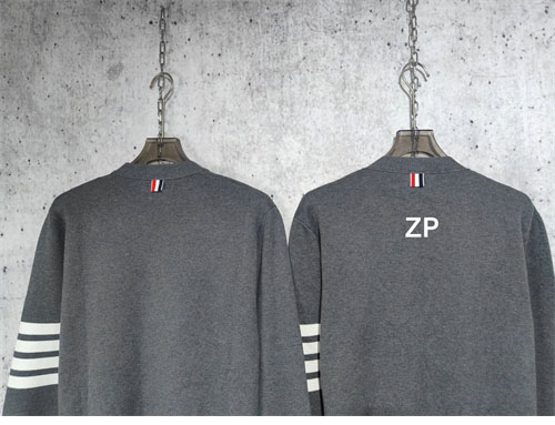 Thom Browne 톰브라운 사선완장 4-Bar 클래식 울 가디건 레플리카 5번 이미지 - 의류 | 세미샵 레플리카 사이트