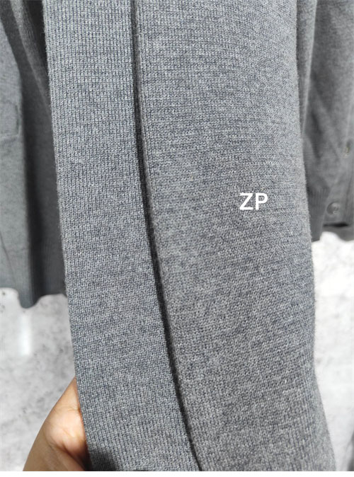 Thom Browne 톰브라운 사선완장 4-Bar 클래식 울 가디건 레플리카 8번 이미지 - 의류 | 세미샵 레플리카 사이트