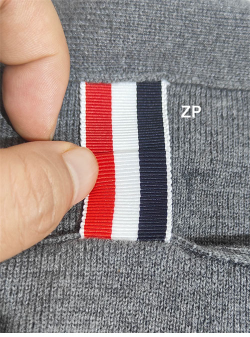 Thom Browne 톰브라운 사선완장 4-Bar 클래식 울 가디건 레플리카 21번 이미지 - 의류 | 세미샵 레플리카 사이트