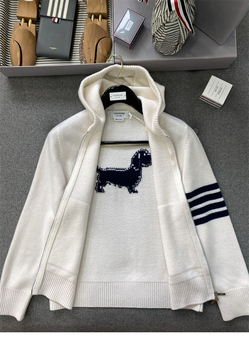 Thom Browne 톰브라운 사선완장 4-Bar 클래식 울 후드 집업 레플리카 6번 이미지 - 의류 | 세미샵 레플리카 사이트