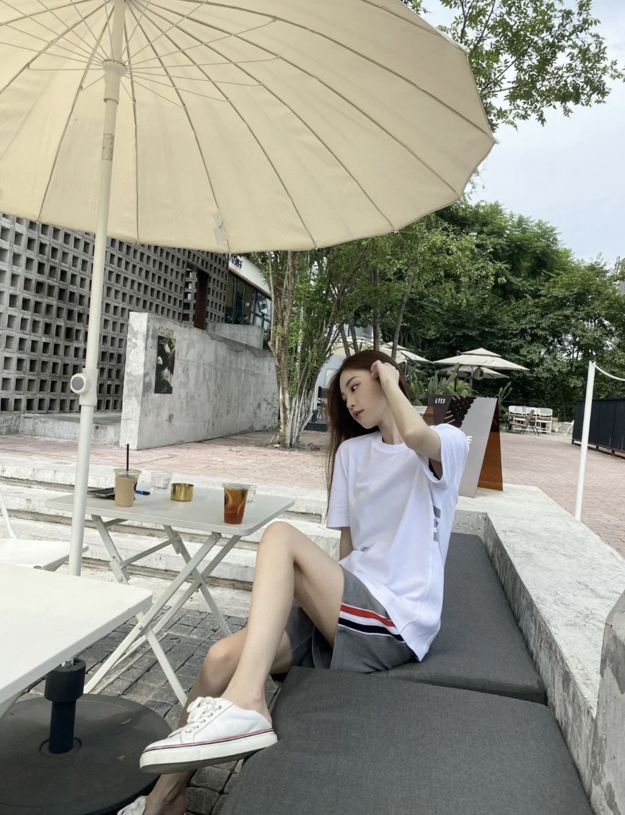 Thom Browne 톰브라운 사이드라인 반팔 티셔츠 “3COLOR” 레플리카 2번 이미지 - 의류 | 세미샵 레플리카 사이트