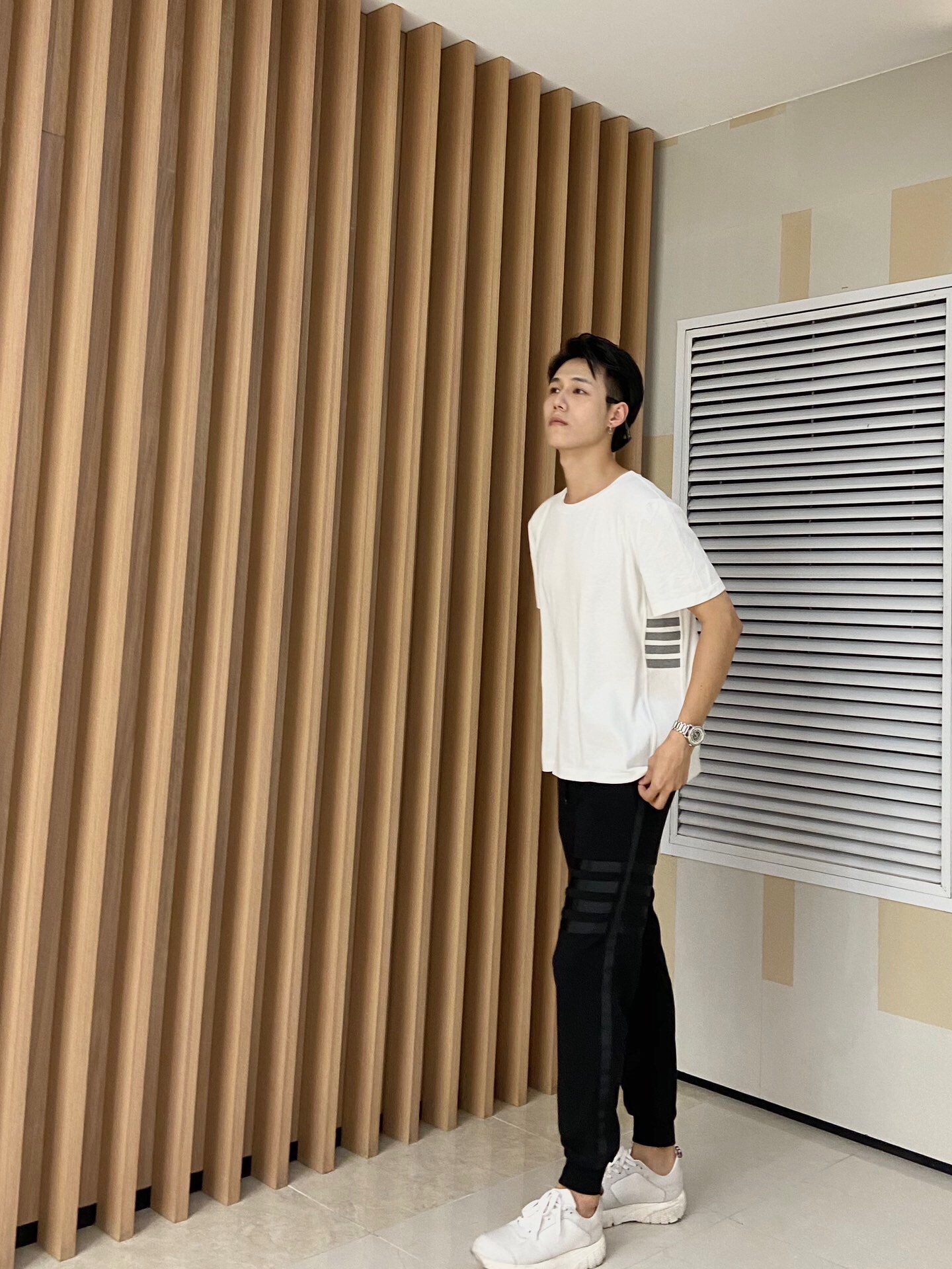 Thom Browne 톰브라운 사이드라인 반팔 티셔츠 “3COLOR” 레플리카 4번 이미지 - 의류 | 세미샵 레플리카 사이트