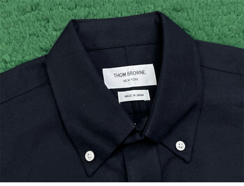 Thom Browne 톰브라운 솔리드 플란넬 셔팅 사선완장 4-Bar 네임택 스트레이트 셔츠 레플리카 8번 이미지 - 의류 | 세미샵 레플리카 사이트