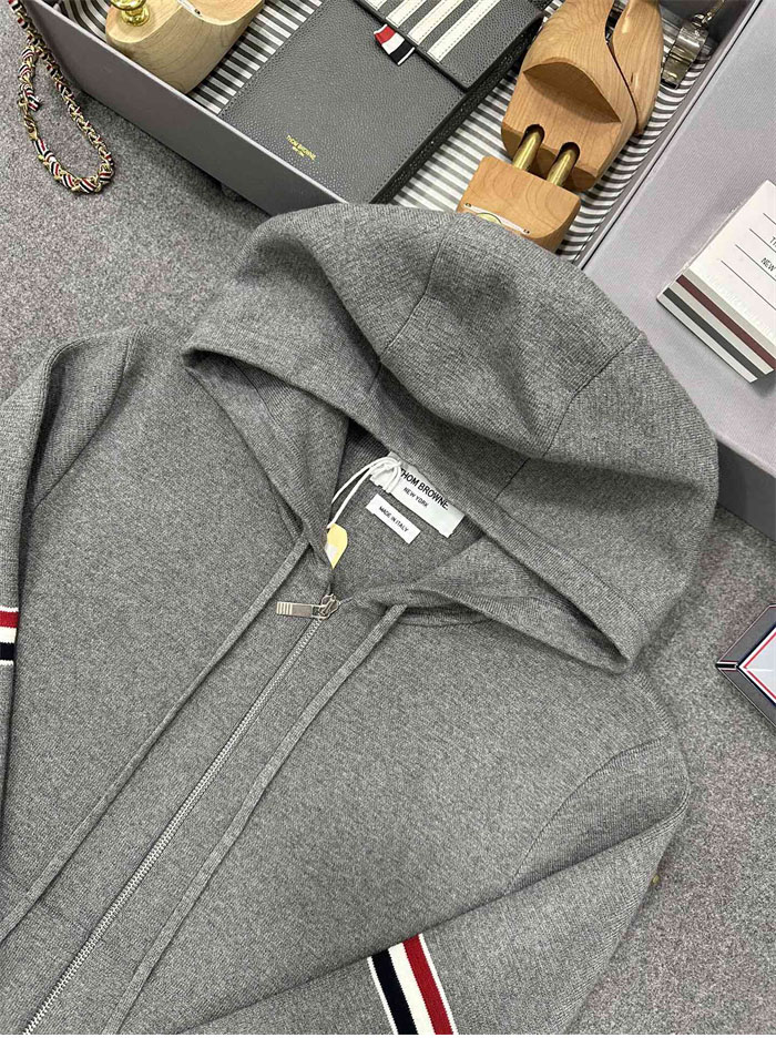 Thom Browne 톰브라운 암밴드 후드 집업 레플리카 10번 이미지 - 의류 | 세미샵 레플리카 사이트
