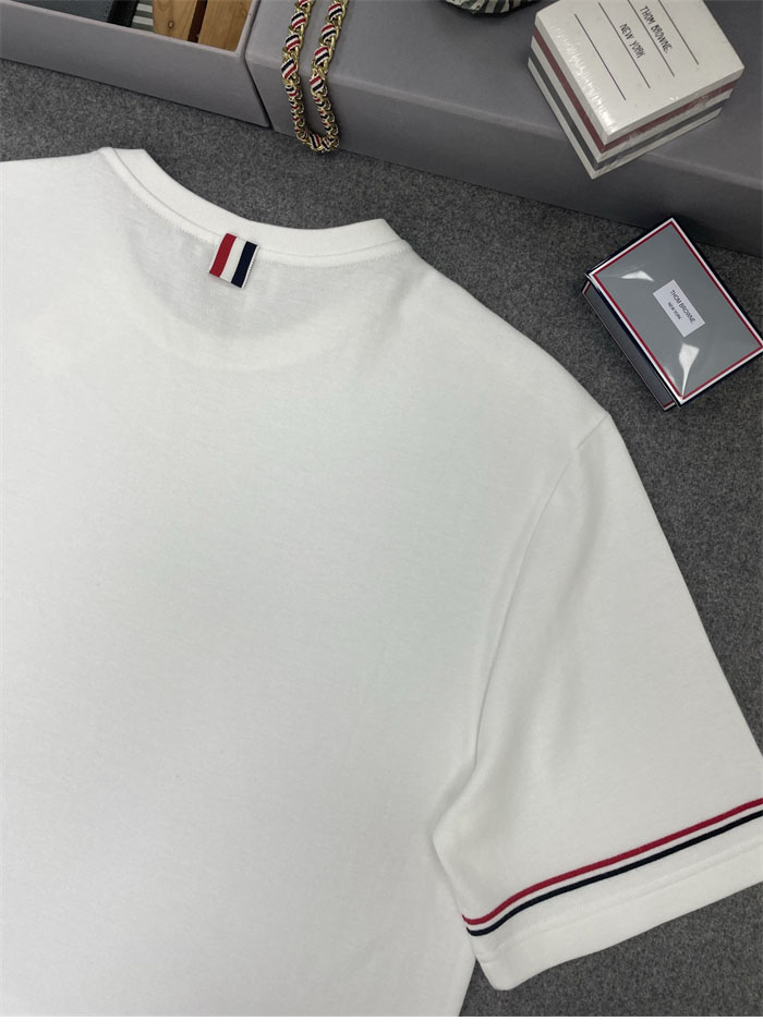 Thom Browne 톰브라운 코튼 럭비 그로그랭 암밴드 티셔츠 레플리카 15번 이미지 - 의류 | 세미샵 레플리카 사이트