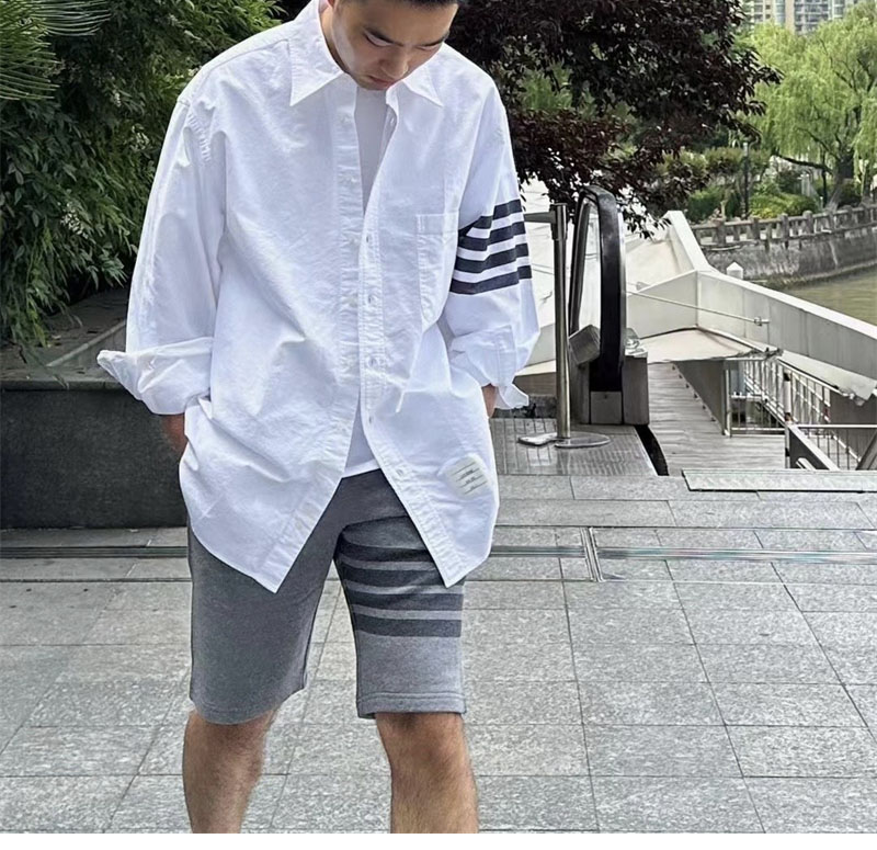 Thom Browne 톰브라운 클래식 사선완장 옥스포드 박스핏 셔츠 레플리카 4번 이미지 - 의류 | 세미샵 레플리카 사이트