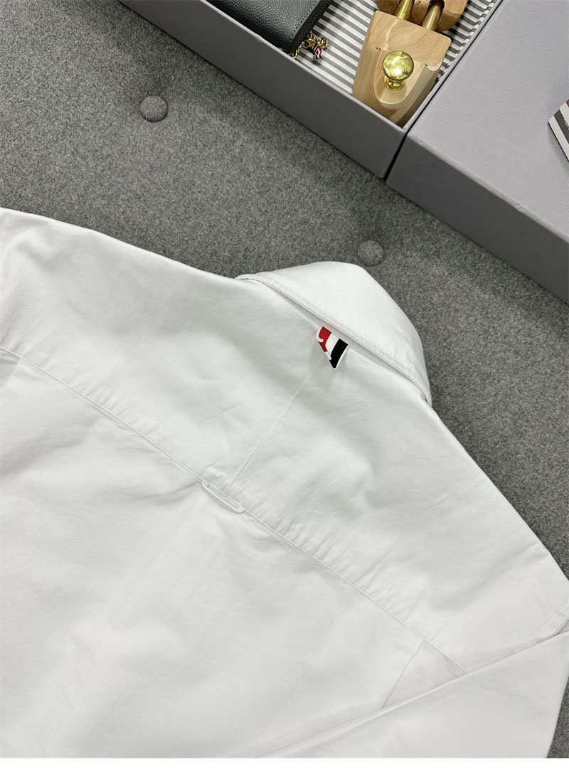 Thom Browne 톰브라운 클래식 사선완장 옥스포드 박스핏 셔츠 레플리카 13번 이미지 - 의류 | 세미샵 레플리카 사이트