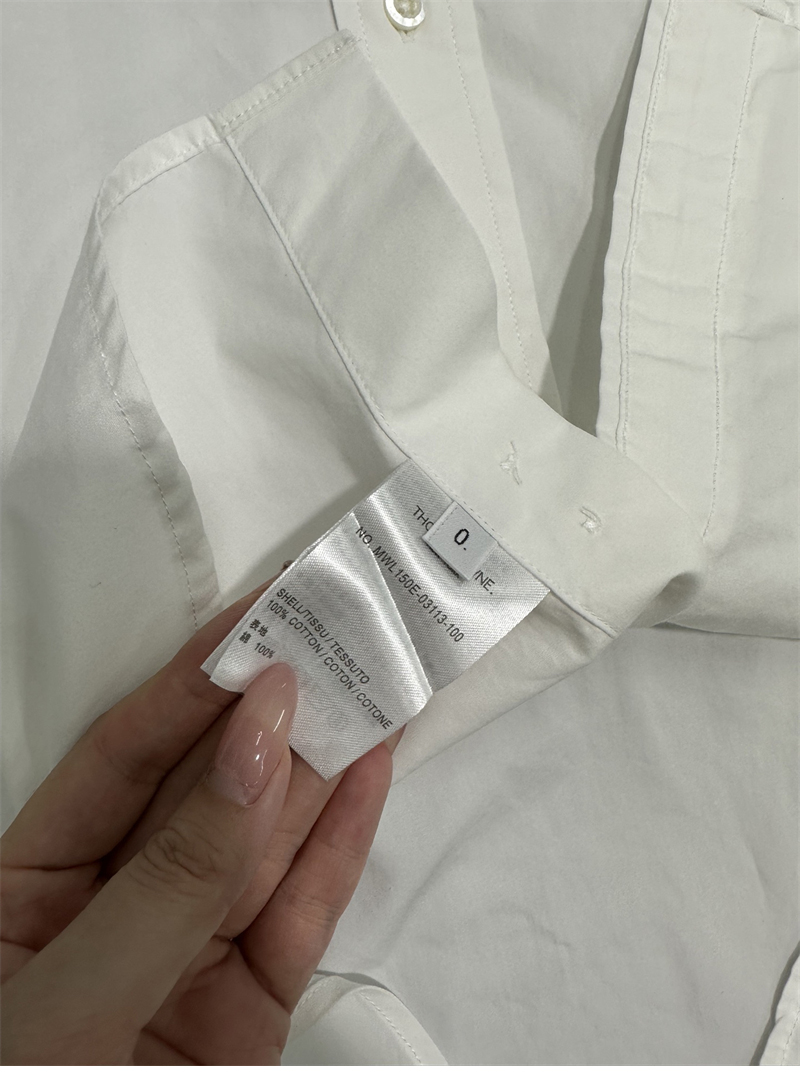 Thom Browne 톰브라운 클래식 포플린 암밴드 셔츠 레플리카 11번 이미지 - 의류 | 세미샵 레플리카 사이트