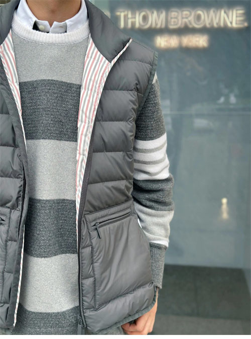 Thom Browne 톰브라운 퍼넬 넥다운 패딩 베스트 레플리카 24번 이미지 - 의류 | 세미샵 레플리카 사이트