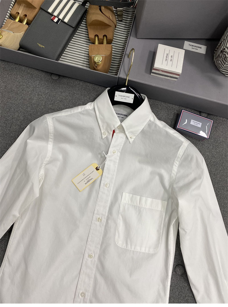 Thom Browne 톰브라운 포플린 히든 삼선 클래식 셔츠 레플리카 6번 이미지 - 의류 | 세미샵 레플리카 사이트