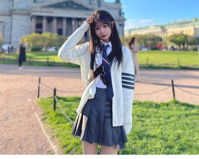 Thom Browne 톰브라운 4-Bar 사선완장 여성용 가디건 레플리카 5번 이미지 - 의류 | 세미샵 레플리카 사이트