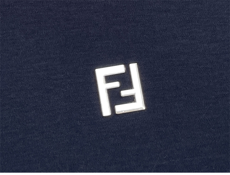 Fendi 펜디 스몰 FF 메탈 긴팔 티셔츠 레플리카 10번 이미지 - 의류 | 세미샵 레플리카 사이트