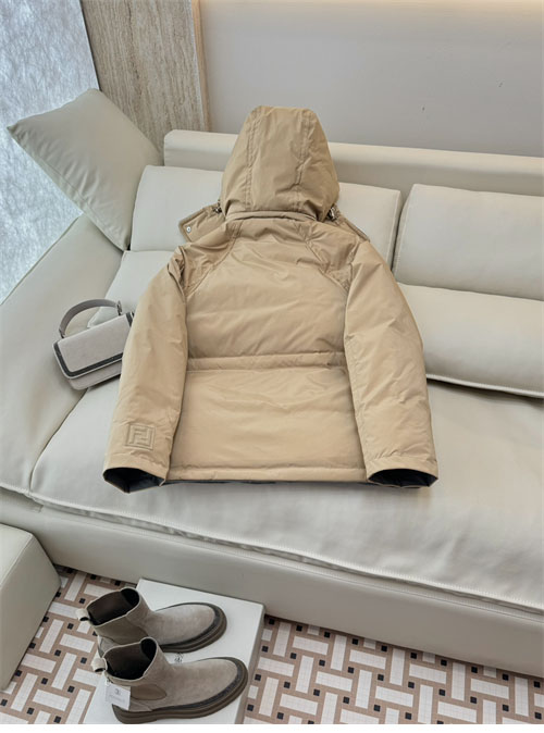 Fendi 펜디 양면 다운 패딩 자켓 레플리카 3번 이미지 - 의류 | 세미샵 레플리카 사이트