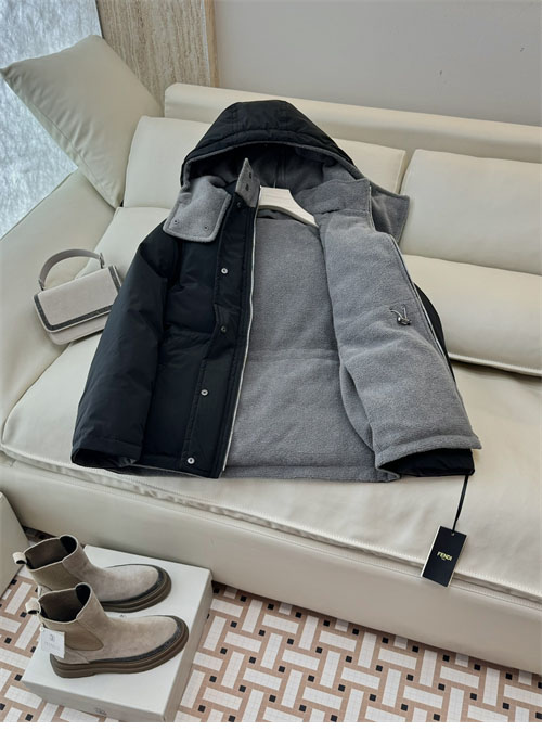 Fendi 펜디 양면 다운 패딩 자켓 레플리카 14번 이미지 - 의류 | 세미샵 레플리카 사이트