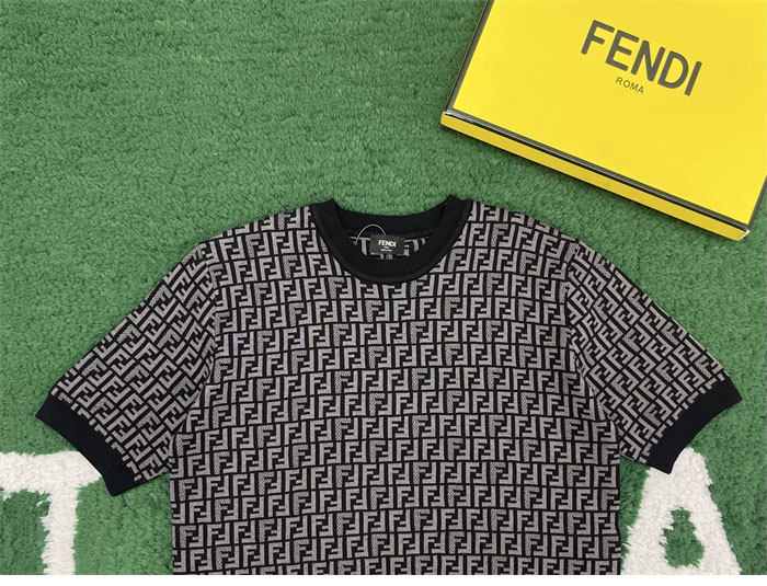 Fendi 펜디 점퍼 페브릭 반팔 니트 스웨터 레플리카 8번 이미지 - 의류 | 세미샵 레플리카 사이트