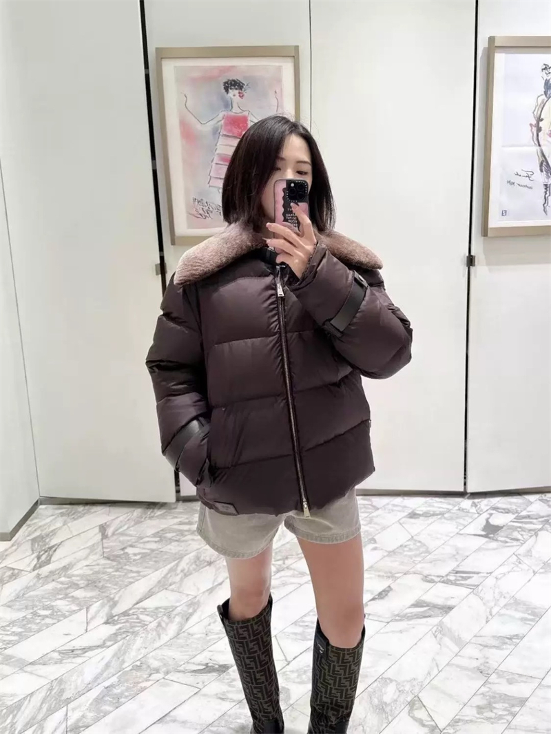 펜디 펜디 퀼팅 애비에이터 다운 패딩 자켓 레플리카 7번 이미지 - 의류 | 세미샵 레플리카 사이트