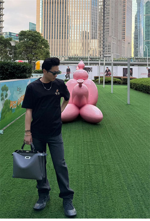 Fendi 펜디 펜딜리셔스 반팔 티셔츠 2컬러 레플리카 22번 이미지 - 의류 | 세미샵 레플리카 사이트