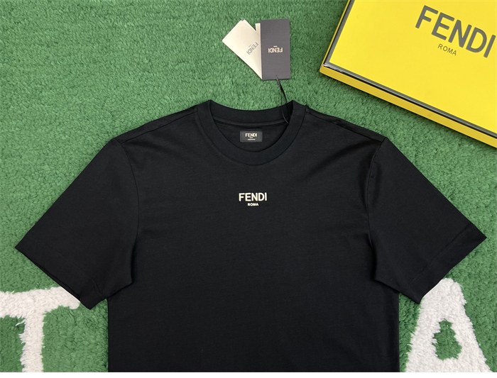 Fendi 펜디 프론트 마이크로 로고 반팔 티셔츠 레플리카 7번 이미지 - 의류 | 세미샵 레플리카 사이트