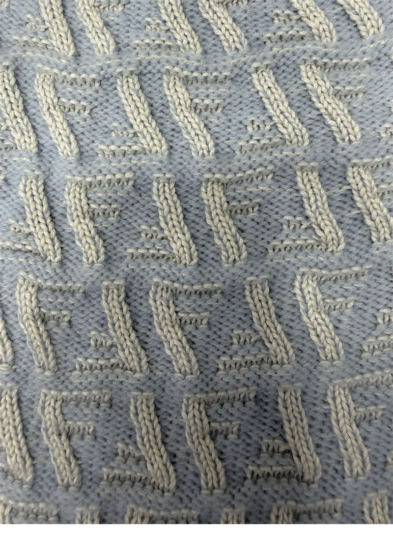 Fendi 펜디 FF 로고 인타르시아 니트 크롭 가디건 & 미니 스커트 파우더 블루 레플리카 24번 이미지 - 의류 | 세미샵 레플리카 사이트