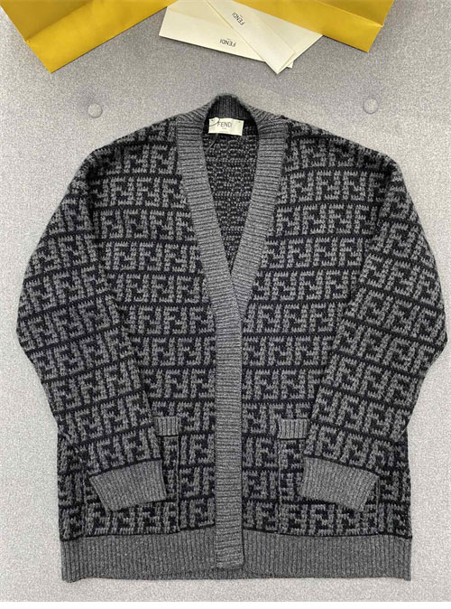 Fendi 펜디 FF 자카드 리버시블 캐시미어 가디건 레플리카 8번 이미지 - 의류 | 세미샵 레플리카 사이트