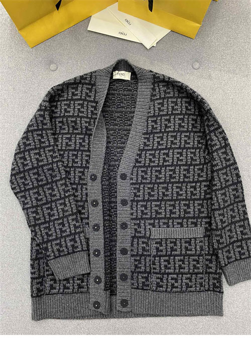 Fendi 펜디 FF 자카드 리버시블 캐시미어 가디건 레플리카 13번 이미지 - 의류 | 세미샵 레플리카 사이트