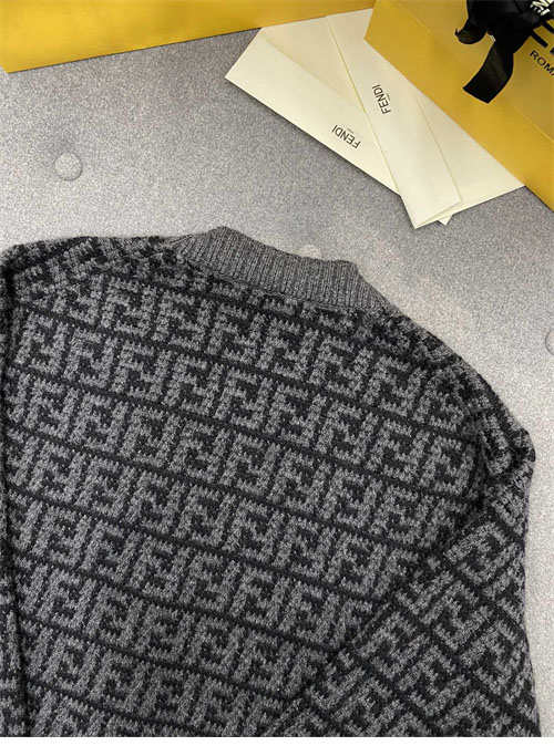 Fendi 펜디 FF 자카드 리버시블 캐시미어 가디건 레플리카 19번 이미지 - 의류 | 세미샵 레플리카 사이트